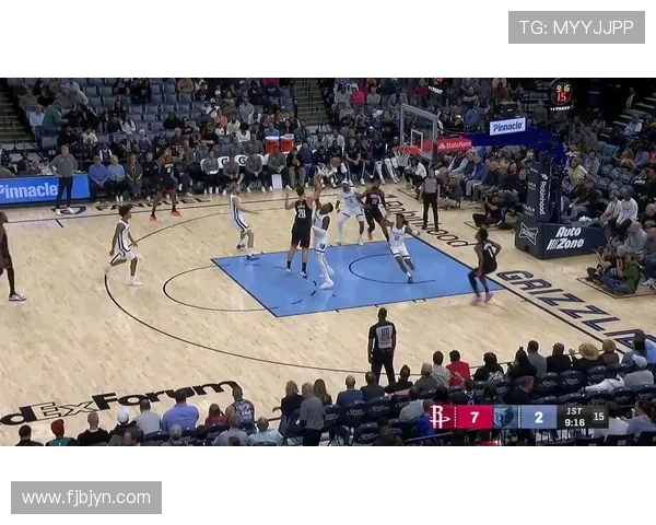 阿门砍下28分10篮板7助攻 火箭击败灰熊迎来重要胜利