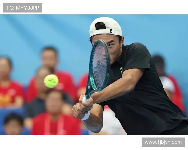 全运会网球男子双打第二轮激战上演 多组精彩对决引人关注