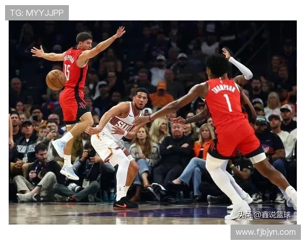 布克上半场表现平平难以支撑球队14投6中仅得17分三分球全失